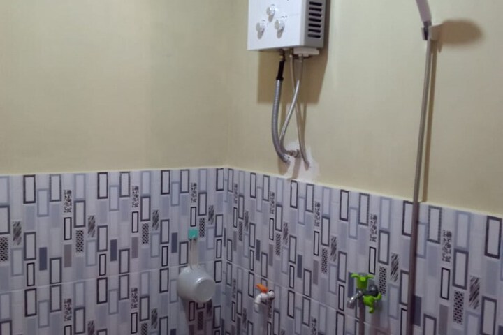 Room 12 of 17