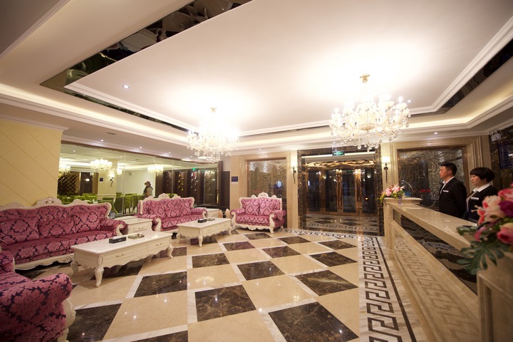 Hotel Interior 5 of 12