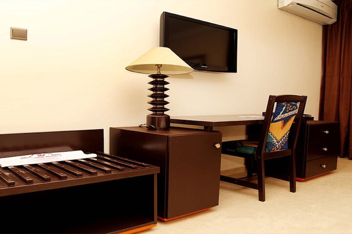 Room 3 of 23