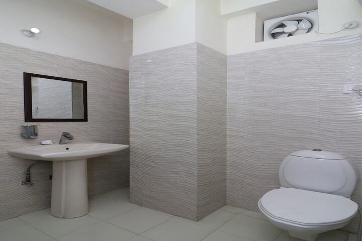 Room 14 of 21