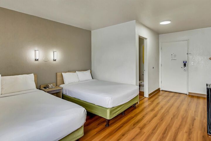 Room 49 of 101
