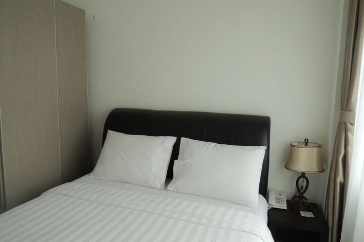 Room 18 of 61