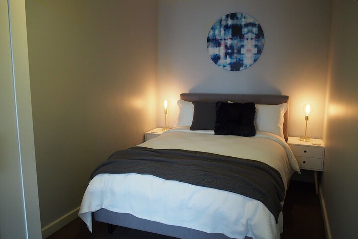 Room 19 of 38