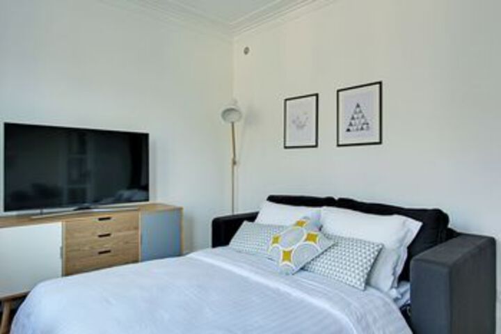 Room 36 of 102