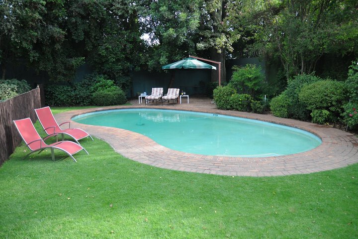 Hotel with Pool