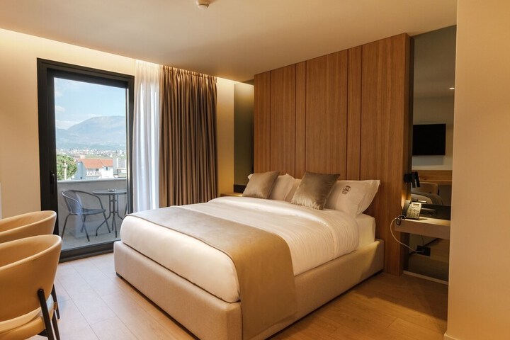 Room 41 of 73