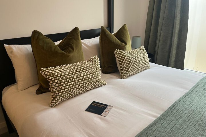 Room 33 of 57