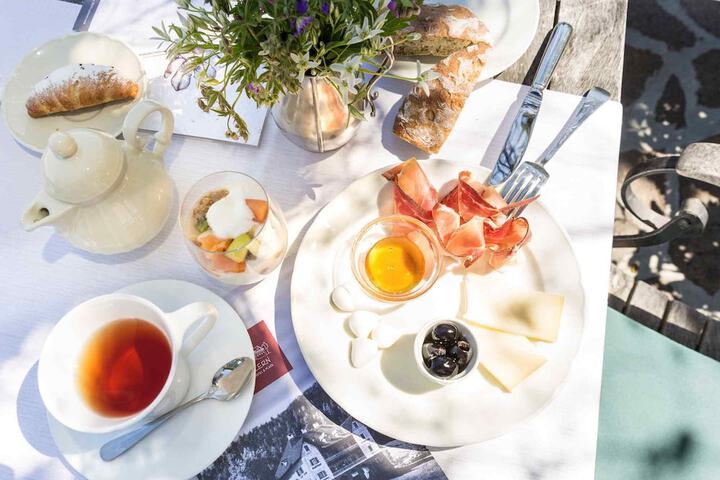 Breakfast/Coffee Service 87 of 113
