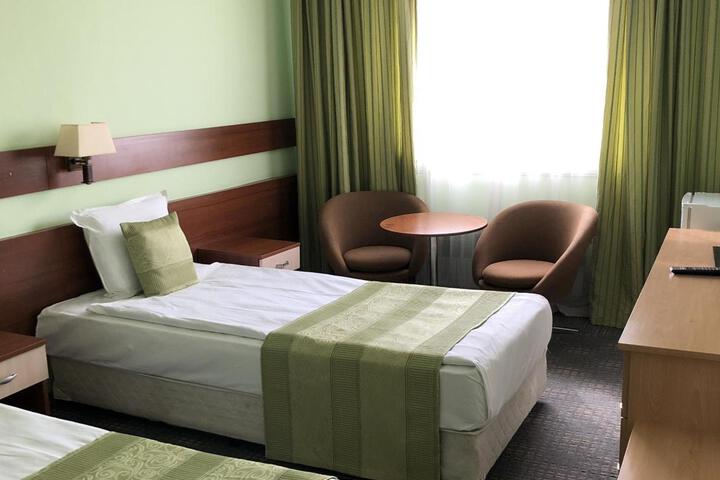 Room 19 of 68