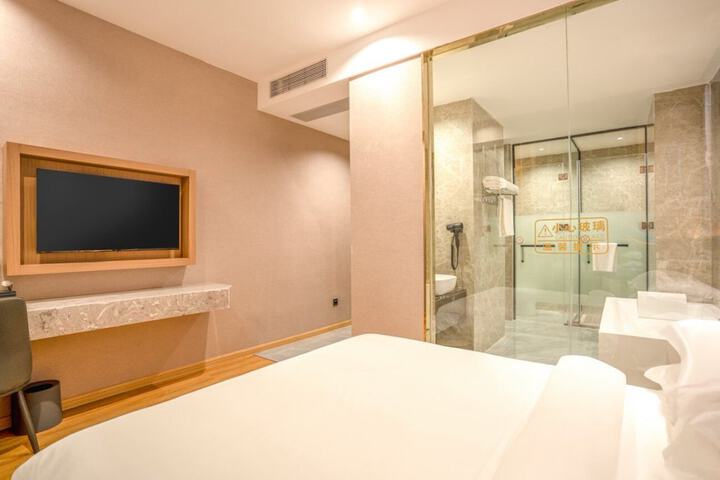 Room 57 of 84