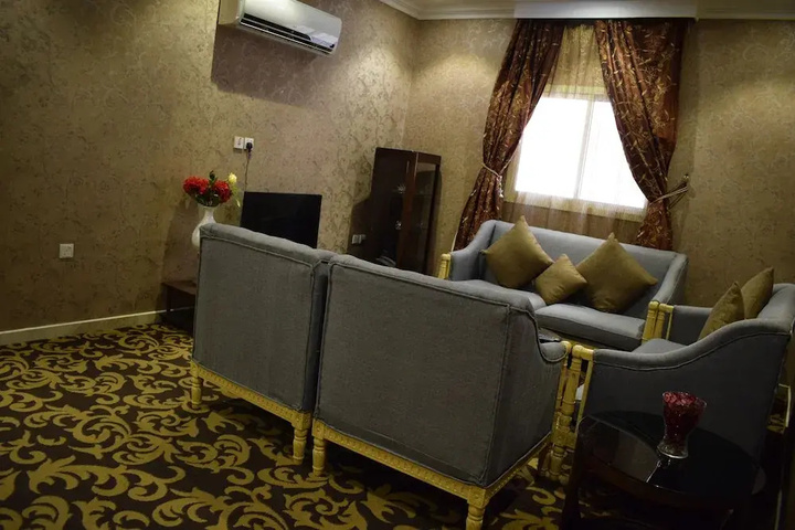 hotel_rooms