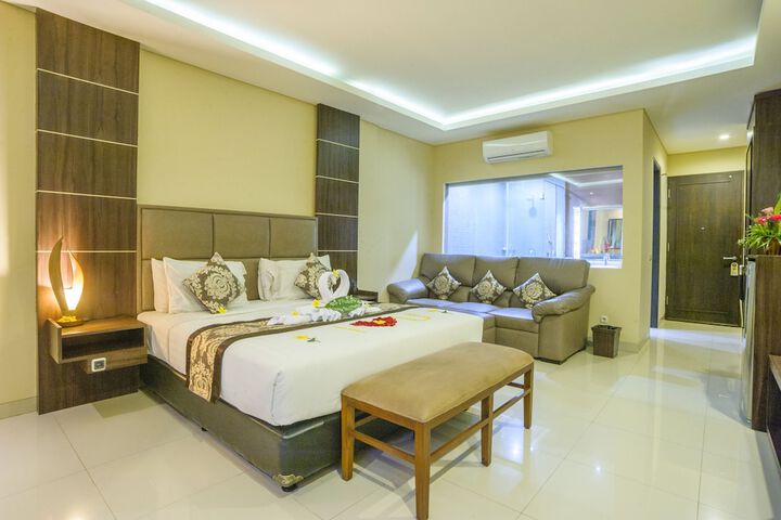 Room 6 of 31