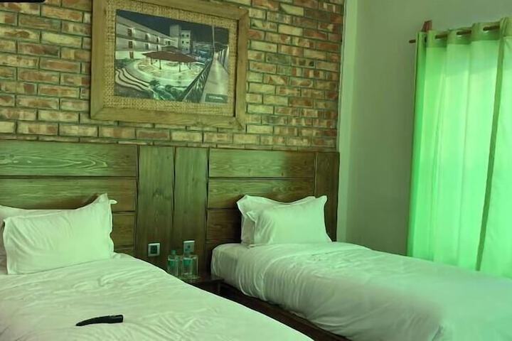 Room 10 of 88