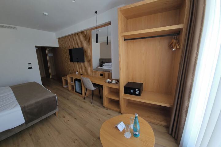Room 12 of 56