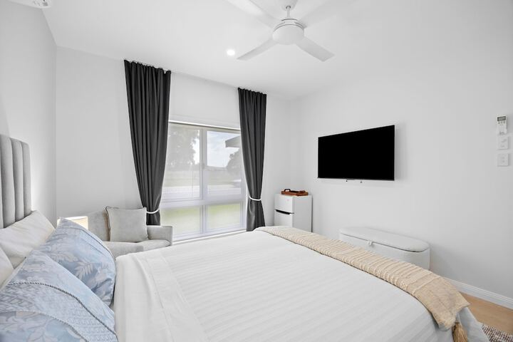 Room 3 of 14