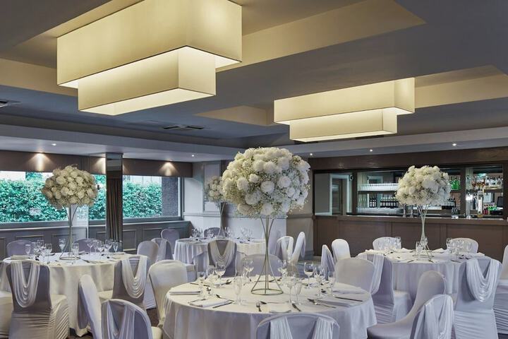 Ballroom/Hall 45 of 52