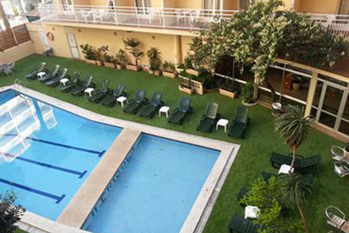 Pool 19 of 23