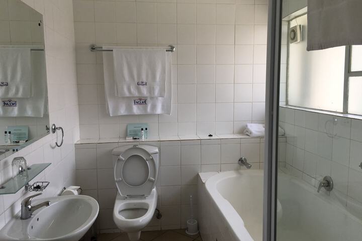 Room 18 of 26