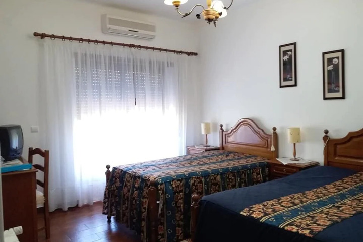 Room 8 of 8