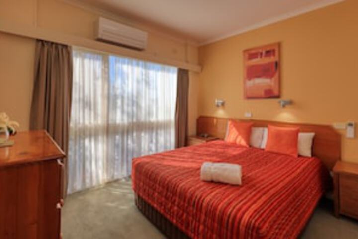 Room 10 of 138