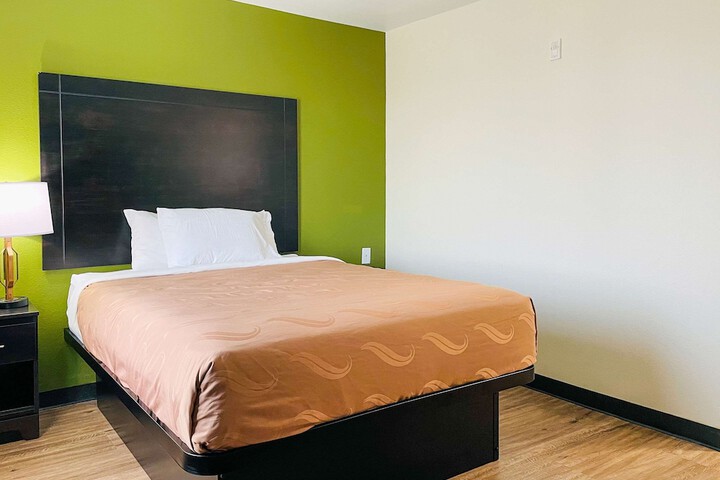 Room 29 of 72