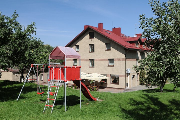 Children's play area - outdoor