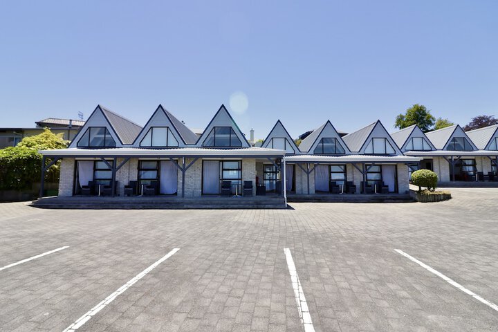 Hotel 70 of 79