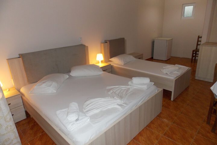 Room 14 of 17