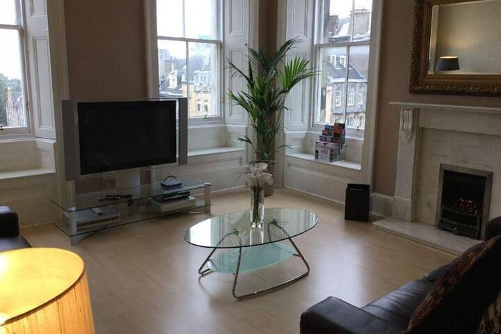 GEORGE STREET PENTHOUSE
