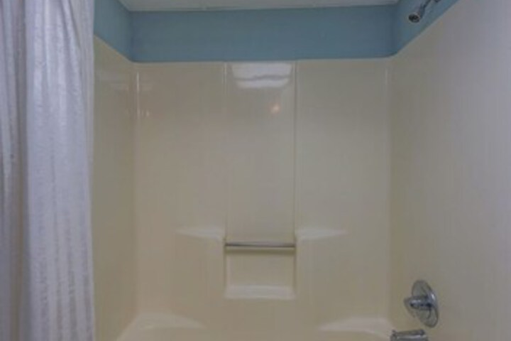 Room 7 of 40