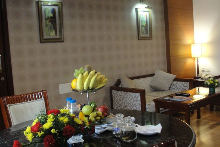 Room 9 of 52