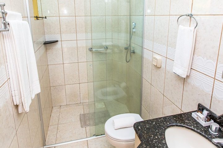 Clean Restrooms