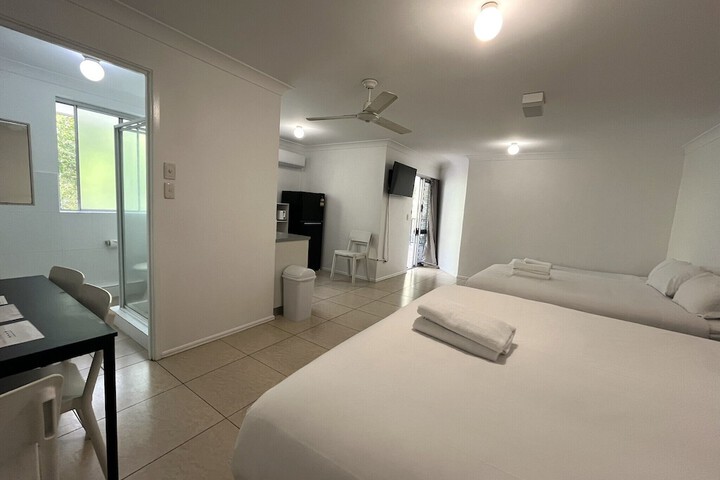 Room 44 of 93