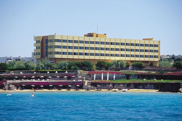 Exterior of Babaylon Hotel