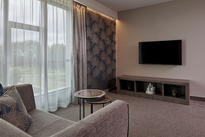 Room 25 of 65