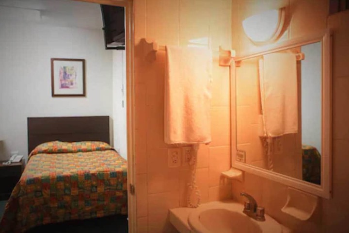 Bathroom Interior Photo