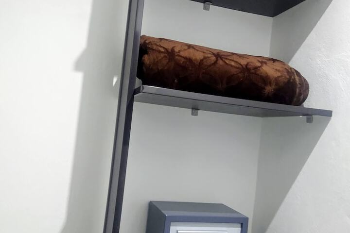 Room 10 of 22