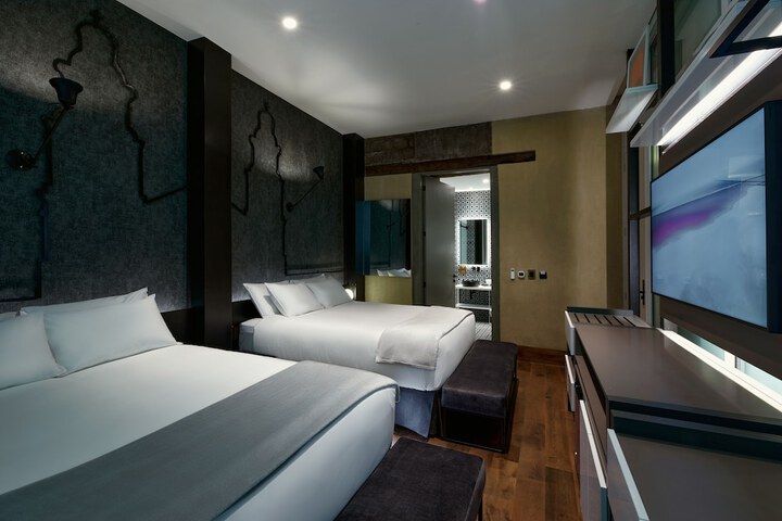 Room 15 of 47