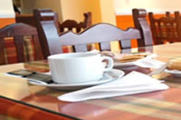 Breakfast/Coffee Service 8 of 10