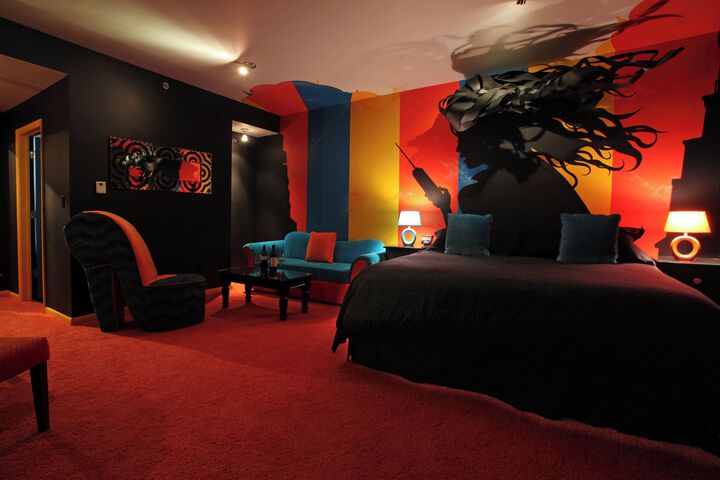 Room 169 of 258