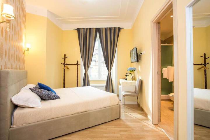 Room 18 of 40