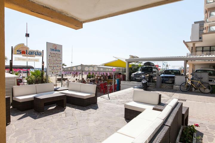 Terrace/Patio 16 of 60
