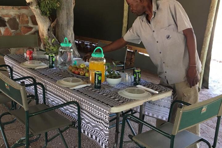 Dining 12 of 28