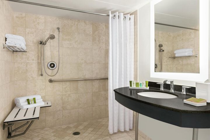 Bathroom shower