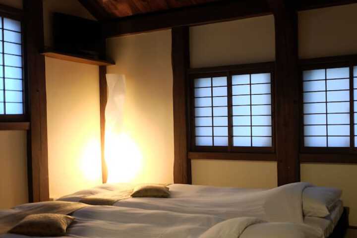 Room 30 of 64