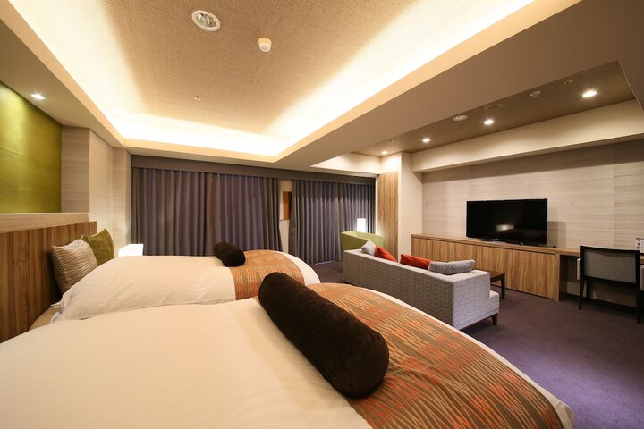 Room 7 of 82
