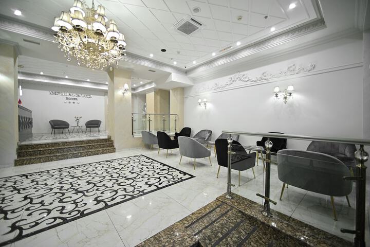 Guest Lobby