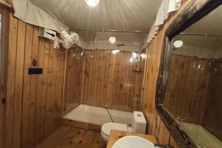 Room 18 of 37