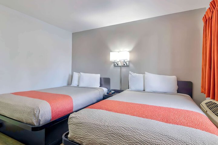 Room 16 of 24