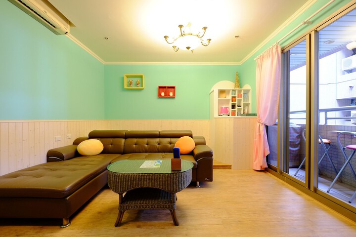 Room 10 of 45
